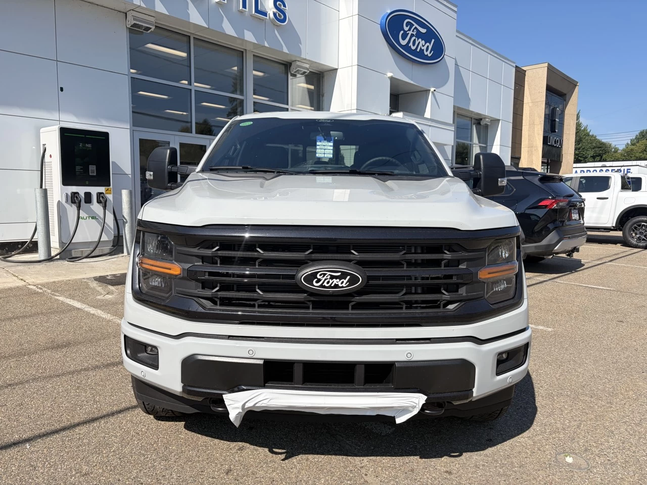 2026 Ford F-150 XLT https://www.st-norbertford.com/resize/b990ff35b810a3abc0cc817b2ca24889-1
