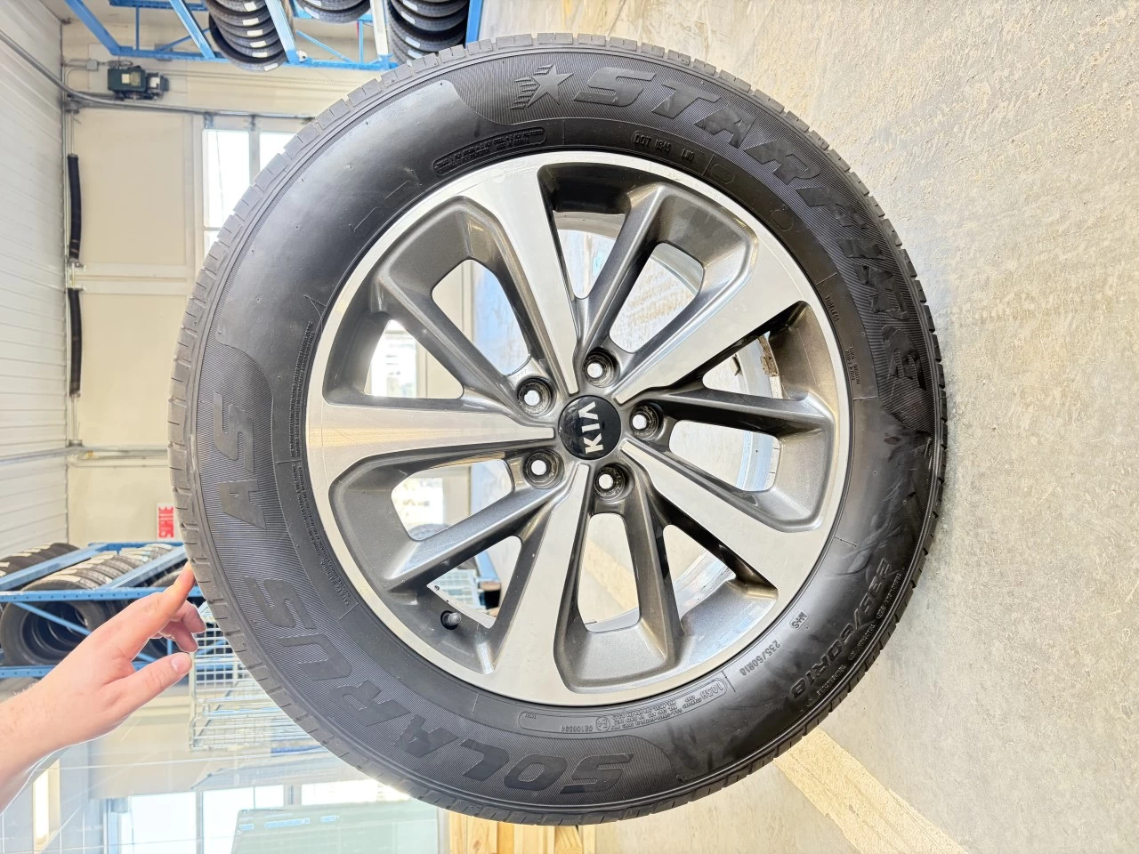 2019 Kia Sorento EX V6 CUIR SIEGES CHAUFFANT VOLANT CHAUFFANT CAMERA DE RECUL PNEUS D’HIVER/ÉTÉ https://www.st-norbertford.com/resize/b990ff35b810a3abc0cc817b2ca24889-1