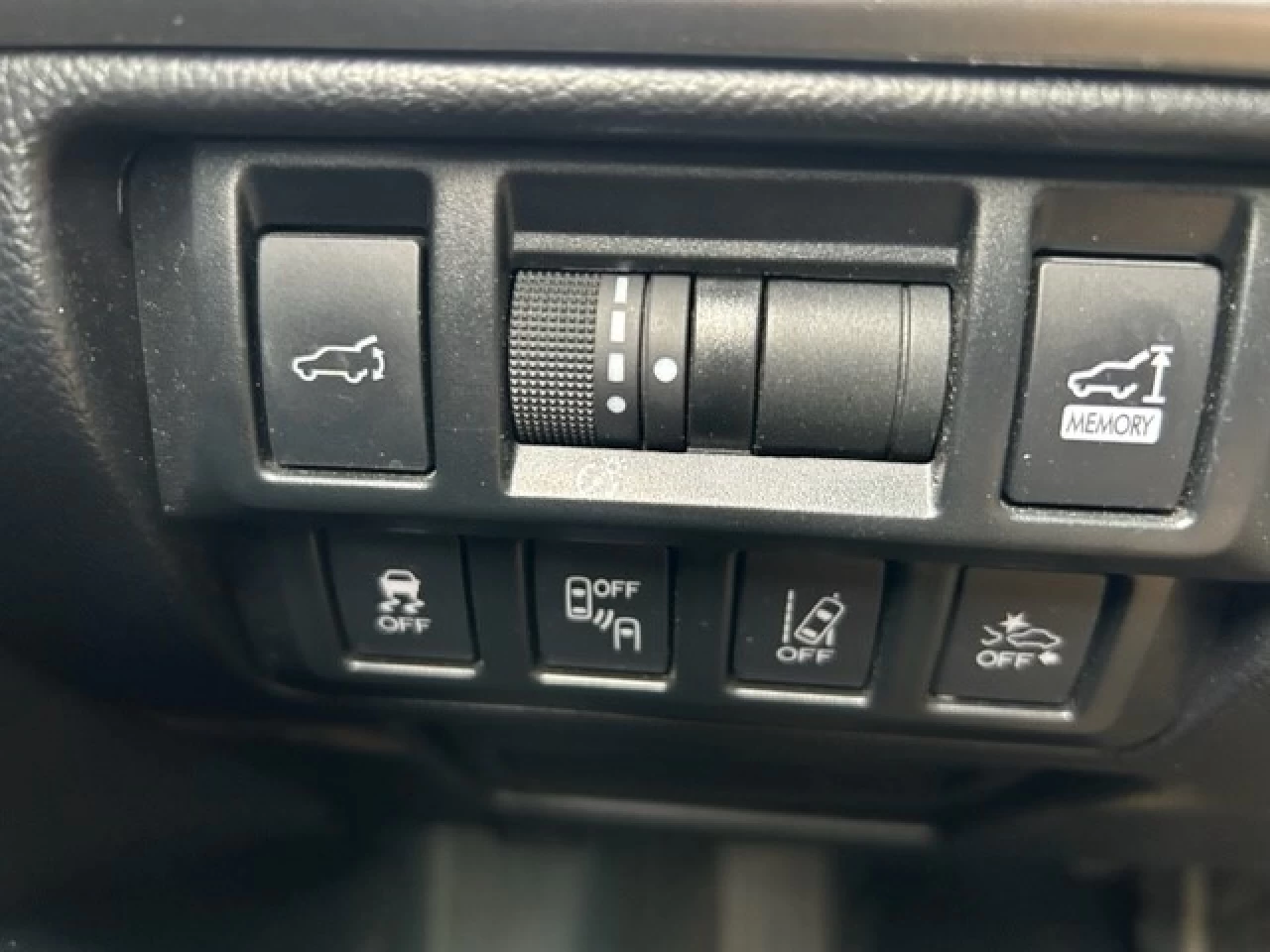 2019 Subaru Outback Limited Main Image