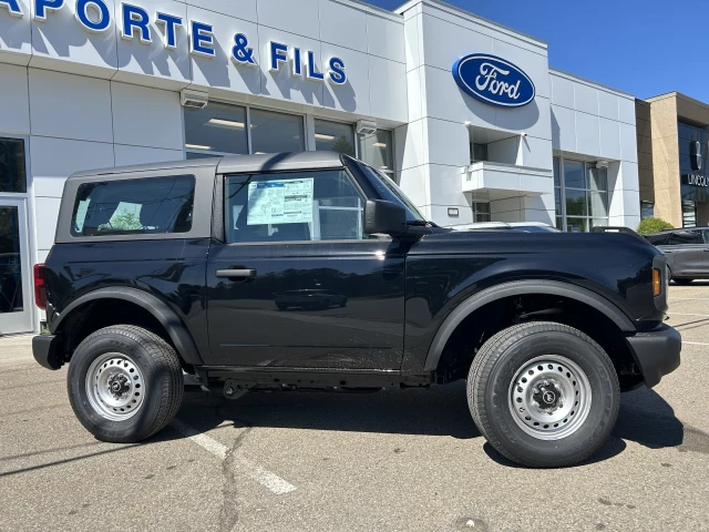Ford Bronco Base 2025