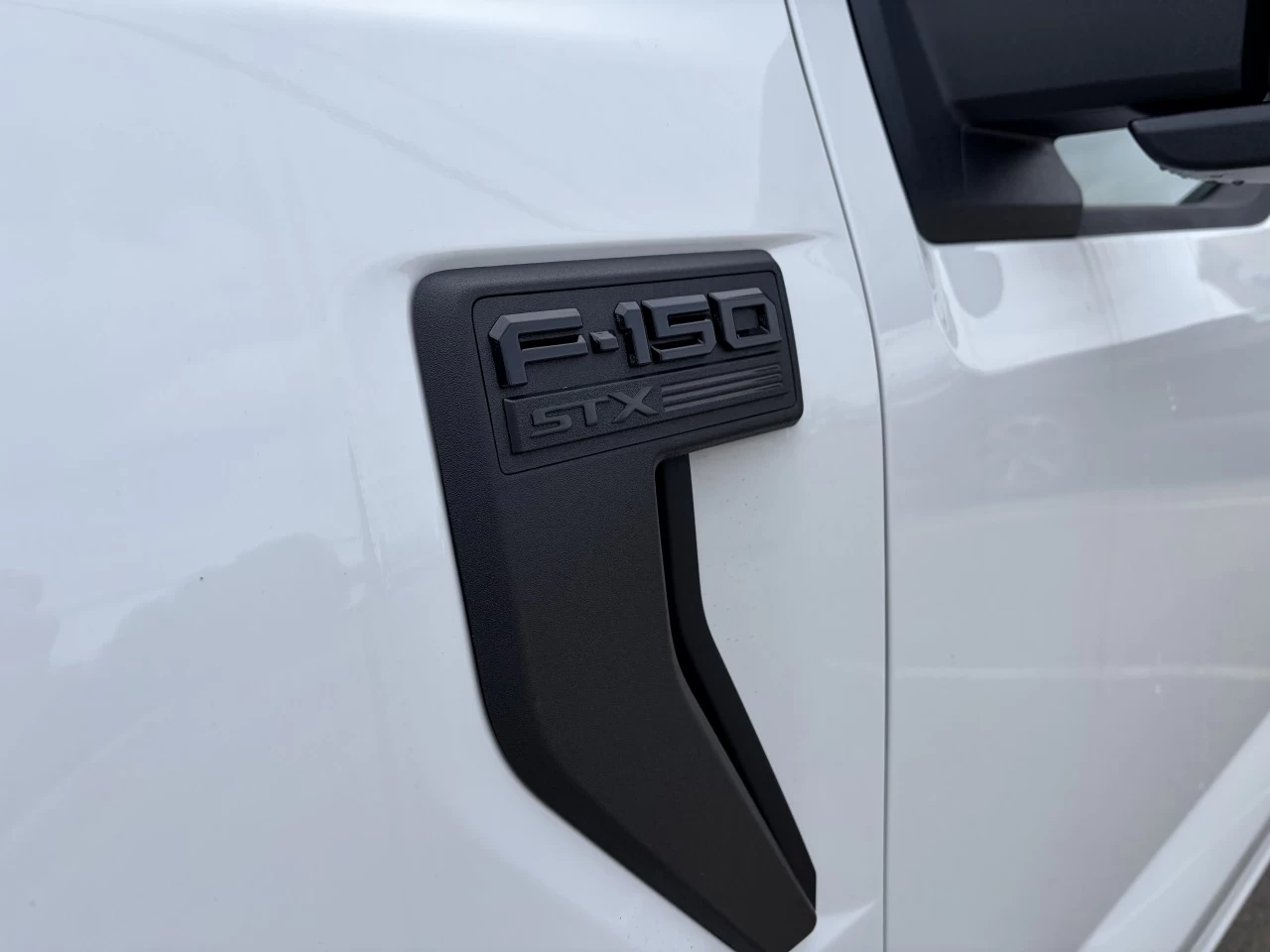 2026 Ford F-150 STX https://www.st-norbertford.com/resize/b990ff35b810a3abc0cc817b2ca24889-1