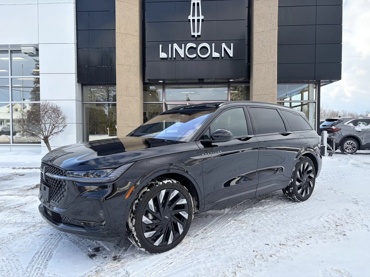 2025 Lincoln Nautilus RESERVE 203A MASSAGE PARFUM TOIT PANORAMIQUE Image principale