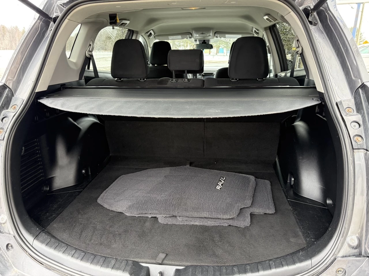 2017 Toyota RAV4 LE - AWD CAMÉRA RECUL BLUETOOTH RÉGULATEUR DE VITESSE Image principale