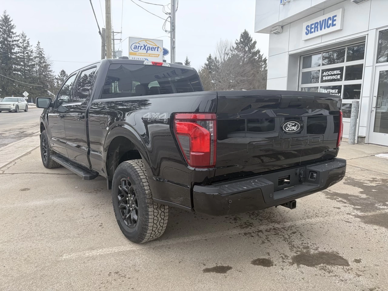 2026 Ford F-150 XLT 301A HYBRIDE POWERBOOST https://www.st-norbertford.com/resize/b990ff35b810a3abc0cc817b2ca24889-1