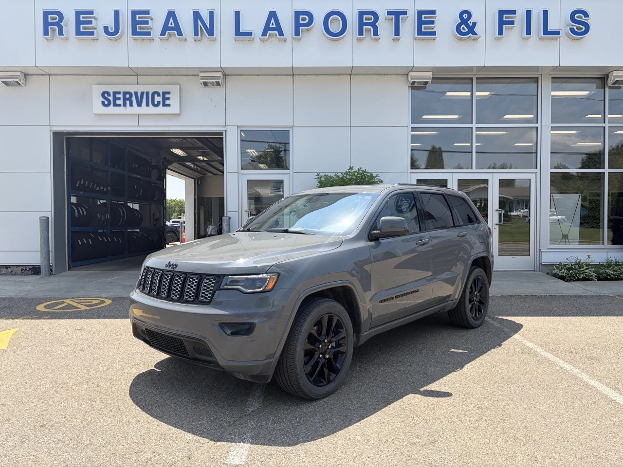 2022 Jeep Grand Cherokee WK ALTITUDE CUIR V6 TOIT OUVRANT https://www.st-norbertford.com/resize/b990ff35b810a3abc0cc817b2ca24889-1