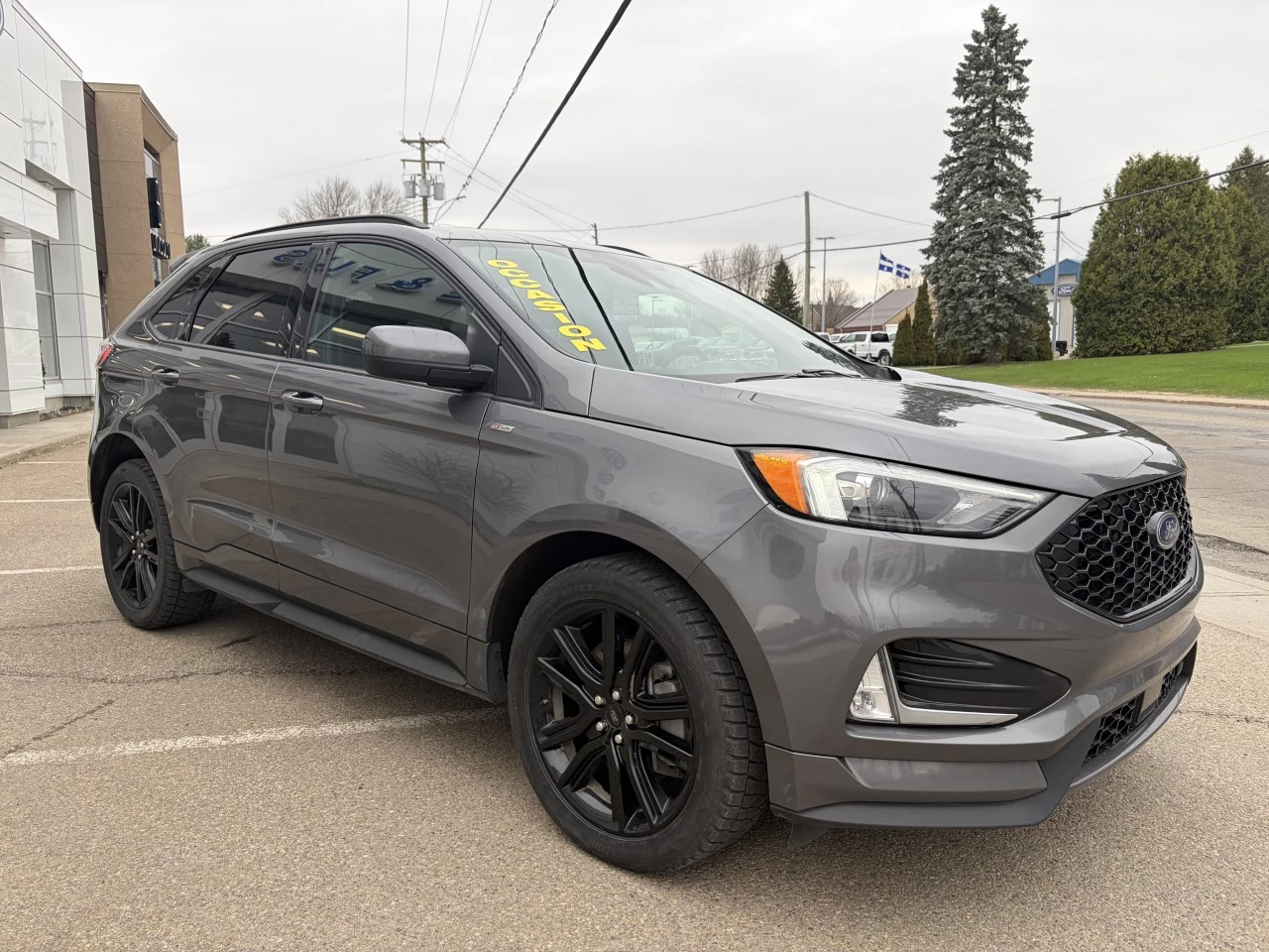 2022 Ford Edge ST LINE AWD ENSEMBLE REMORQUAGE https://www.st-norbertford.com/resize/b990ff35b810a3abc0cc817b2ca24889-1