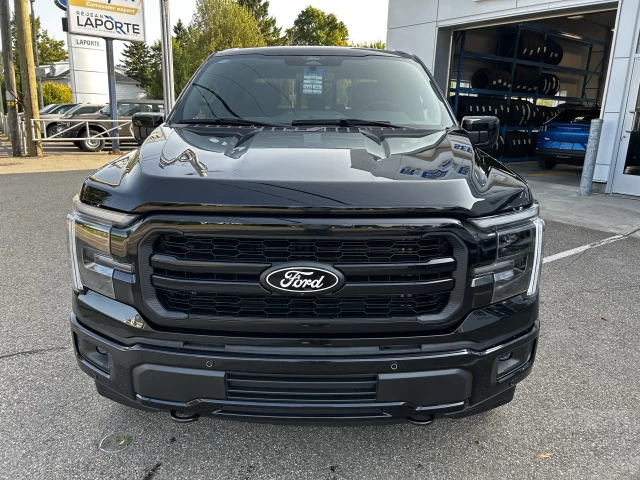 Ford F-150 LARIAT 2025