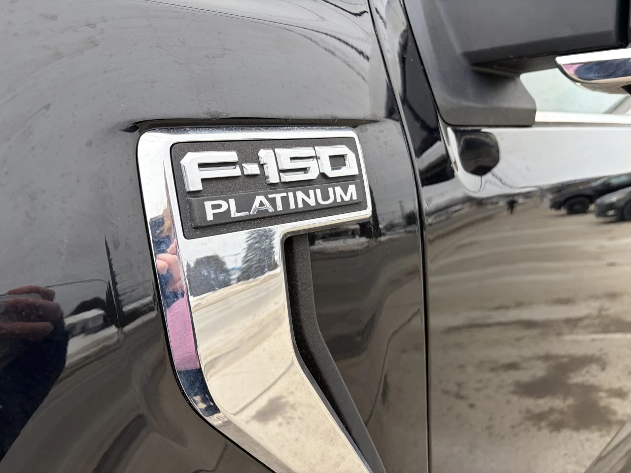 2021 Ford F-150 PLATINUM 701A 4X4 POWERBOOST HYBRIDE CREW ENSEMBLE REMORQUAGE https://www.st-norbertford.com/resize/b990ff35b810a3abc0cc817b2ca24889-1