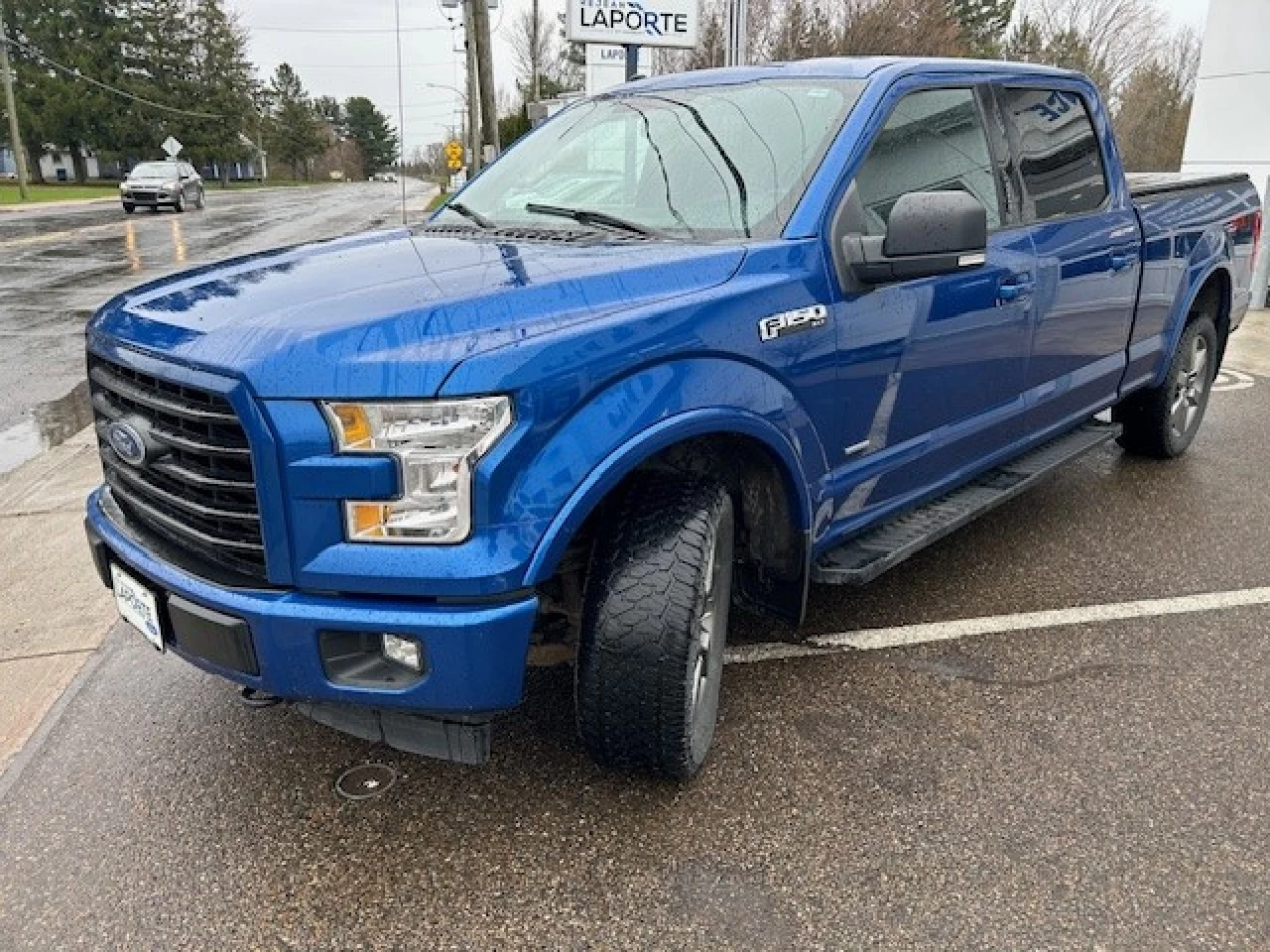 2017 Ford F-150 XLT Main Image