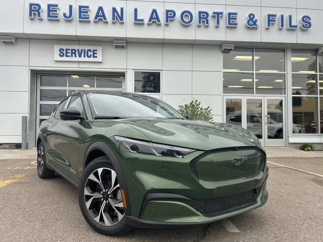 Ford Mustang Mach-E SELECT AWD 2025