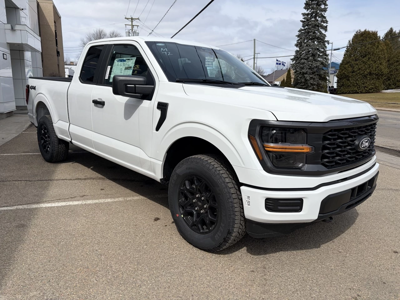 2026 Ford F-150 STX https://www.st-norbertford.com/resize/b990ff35b810a3abc0cc817b2ca24889-1
