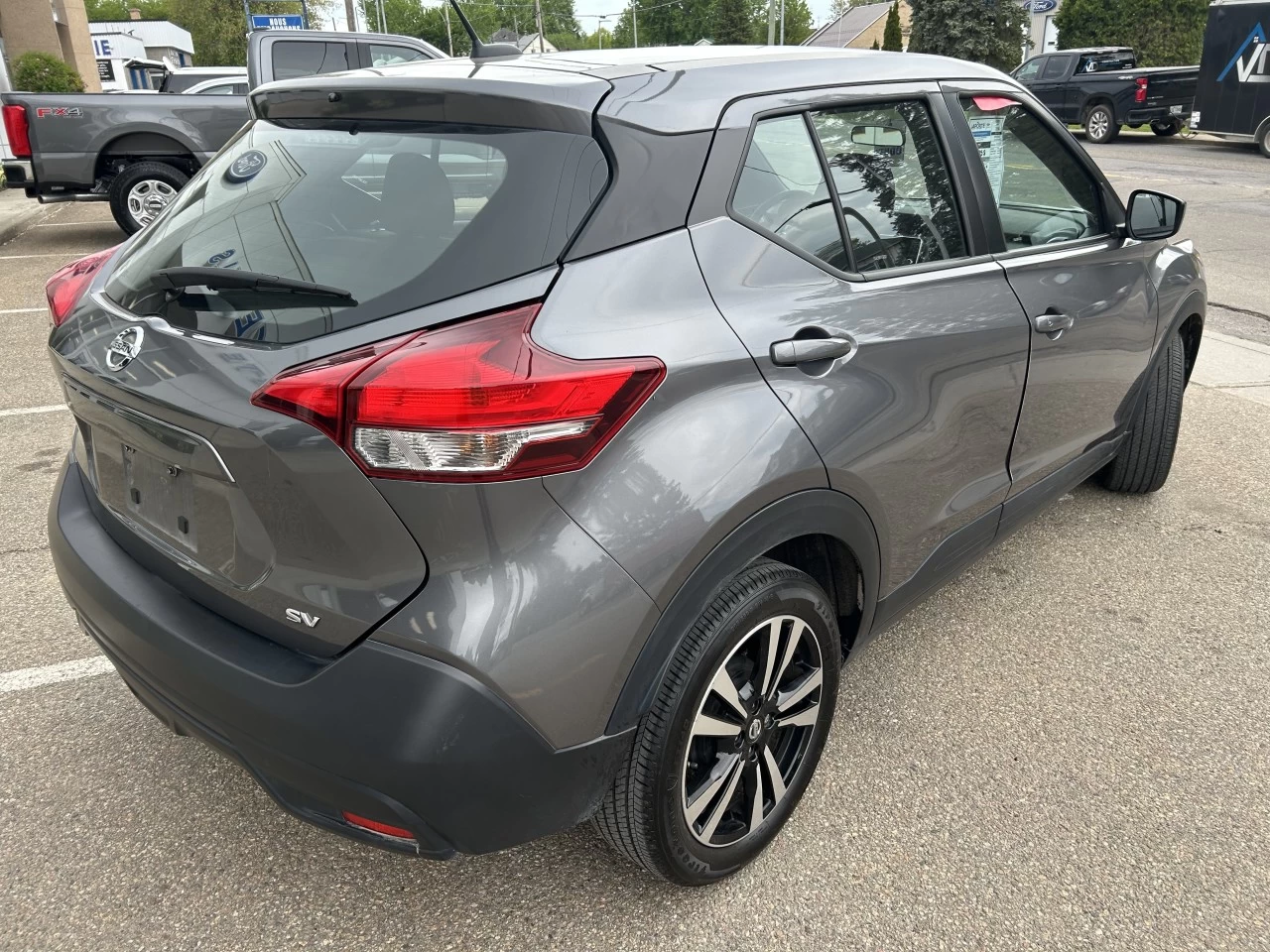 2019 Nissan Kicks SV Image principale