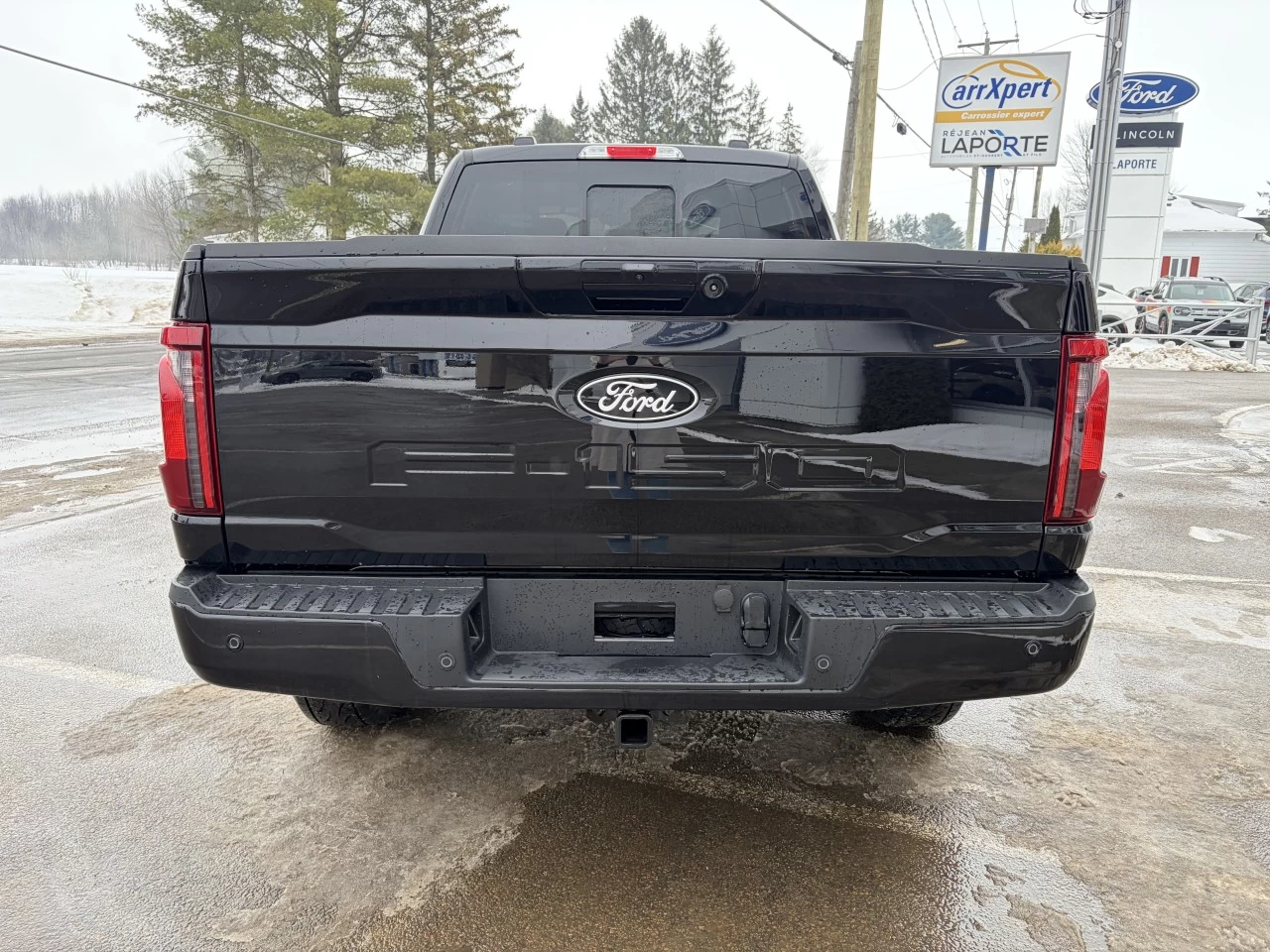 2026 Ford F-150 XLT 302A HEV ENSEMBLE REMORQUAGE SIÈGES CHAUFFANT https://www.st-norbertford.com/resize/b990ff35b810a3abc0cc817b2ca24889-1