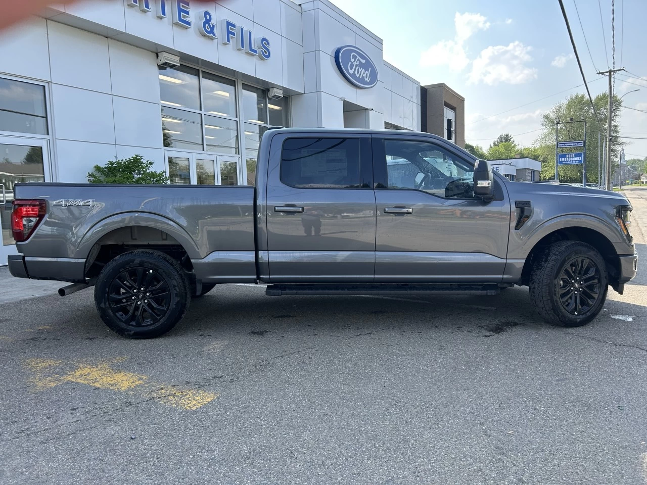2025 Ford F-150 XLT Image principale