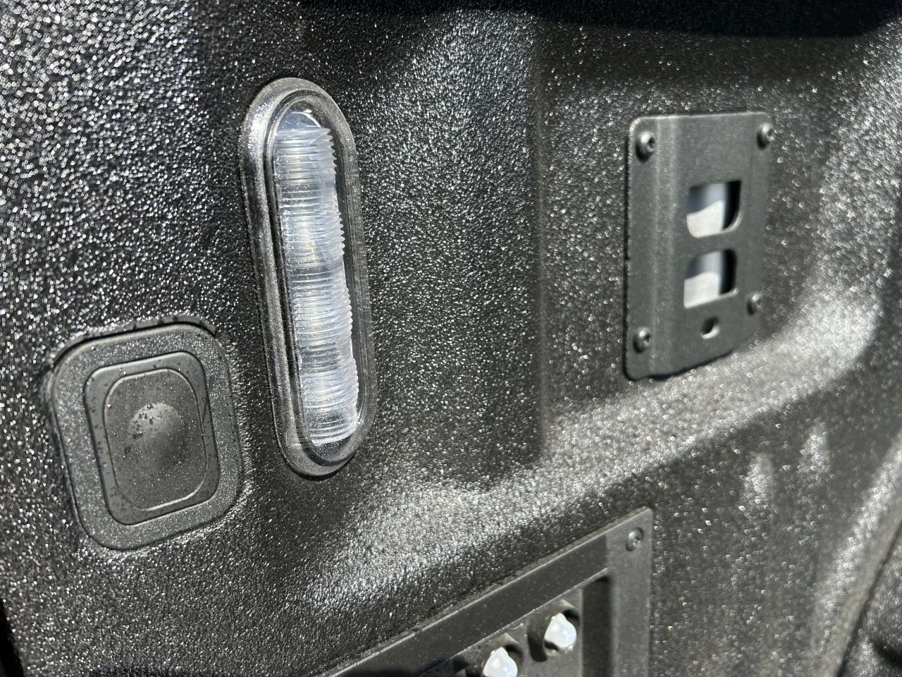 2025 Ford F-150 Lightning FLASH https://www.st-norbertford.com/resize/b990ff35b810a3abc0cc817b2ca24889-1