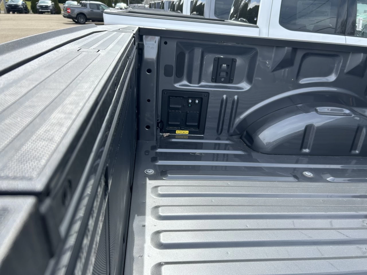 2024 Ford F-150 Lightning XLT 4x4 https://www.st-norbertford.com/resize/b990ff35b810a3abc0cc817b2ca24889-1