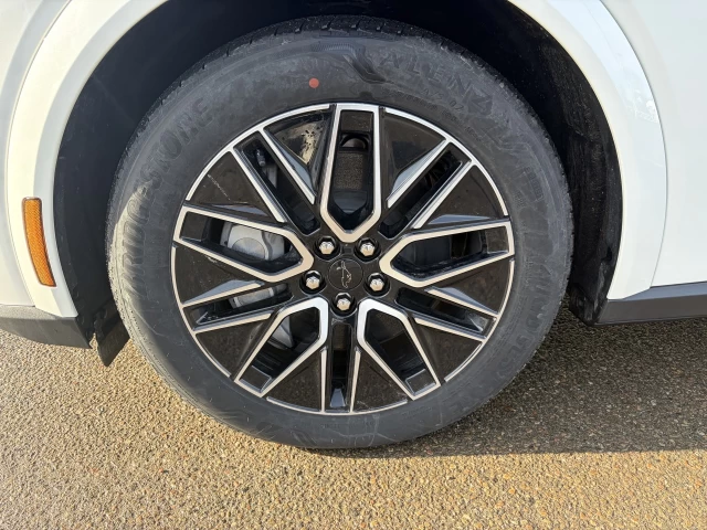 Ford Mustang Mach-E PREMIUM 2025