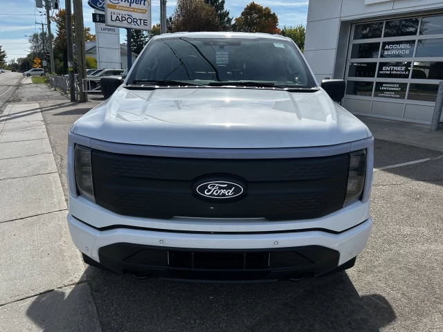 Ford F-150 Lightning FLASH 2025