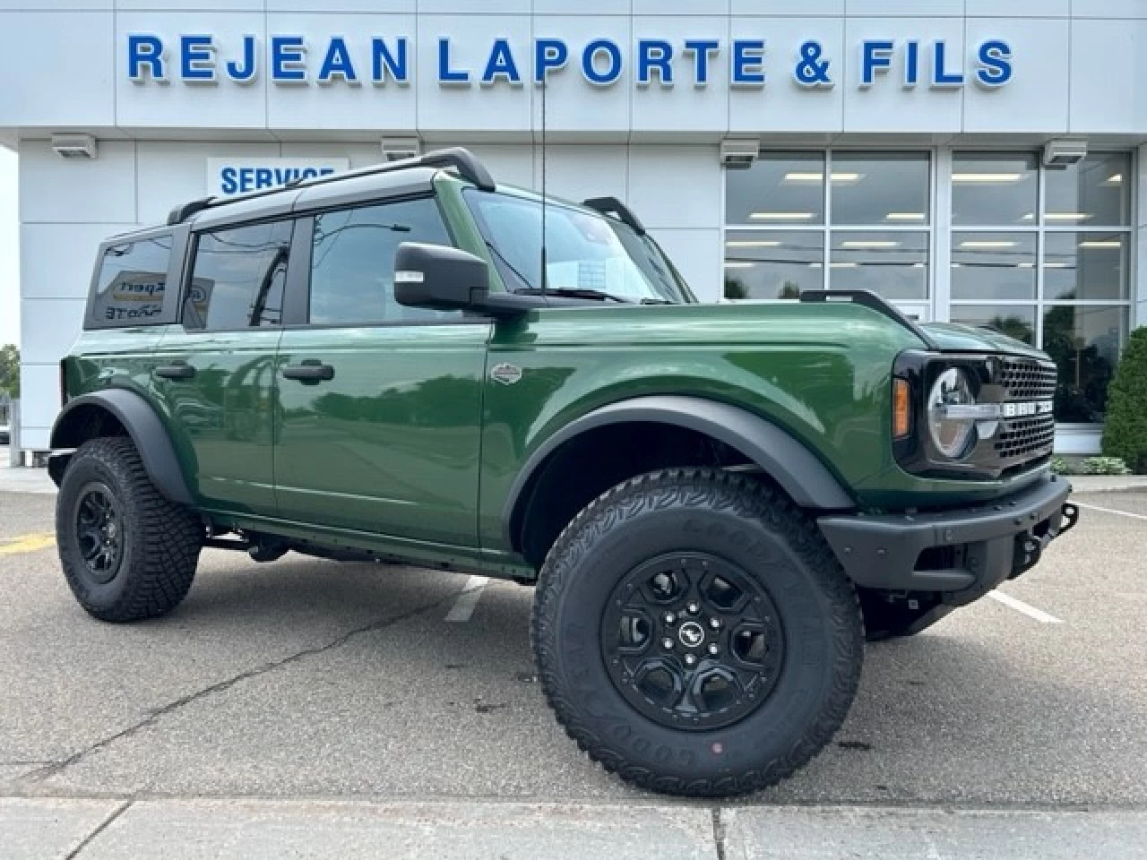 2023 Ford Bronco Wildtrak Main Image