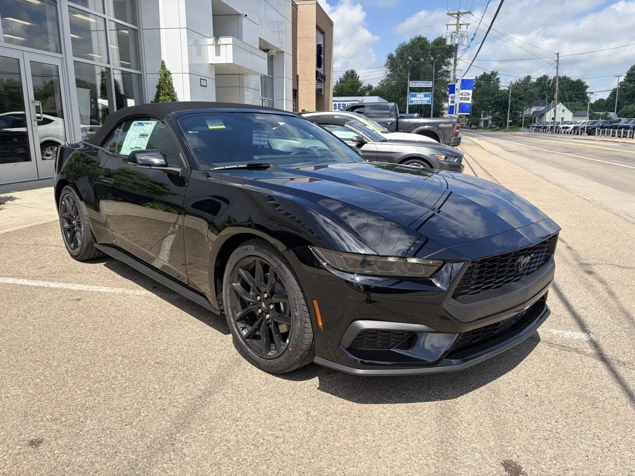 2026 Ford Mustang EcoBoost https://www.st-norbertford.com/resize/b990ff35b810a3abc0cc817b2ca24889-1