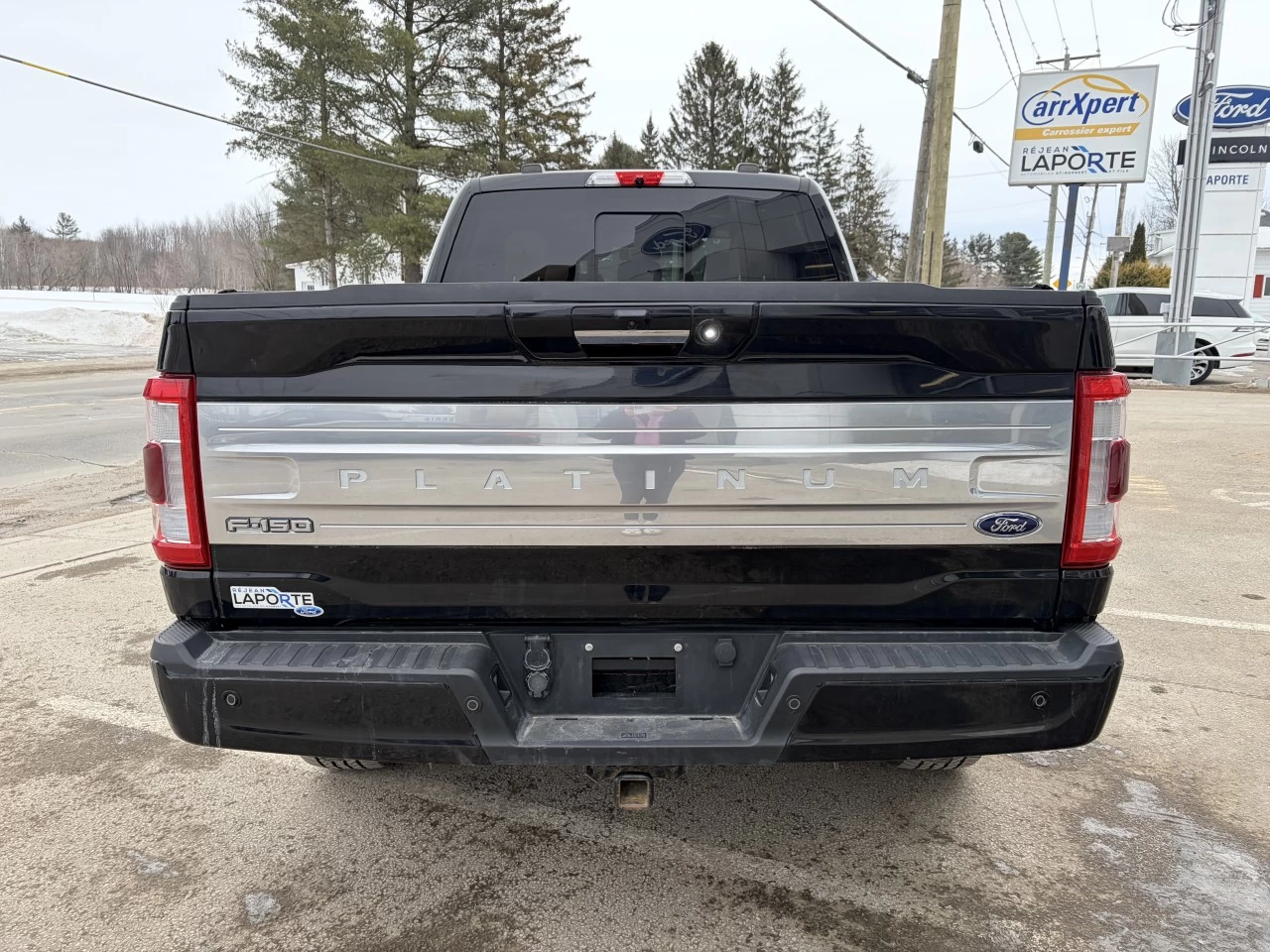 2021 Ford F-150 PLATINUM 701A 4X4 POWERBOOST HYBRIDE CREW ENSEMBLE REMORQUAGE https://www.st-norbertford.com/resize/b990ff35b810a3abc0cc817b2ca24889-1