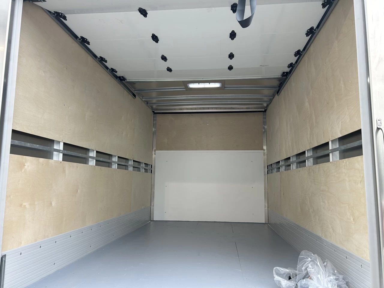 2024 Ford Transit fourgon tronquÉ T-350 RWD 9500 GVWR SRW Image principale