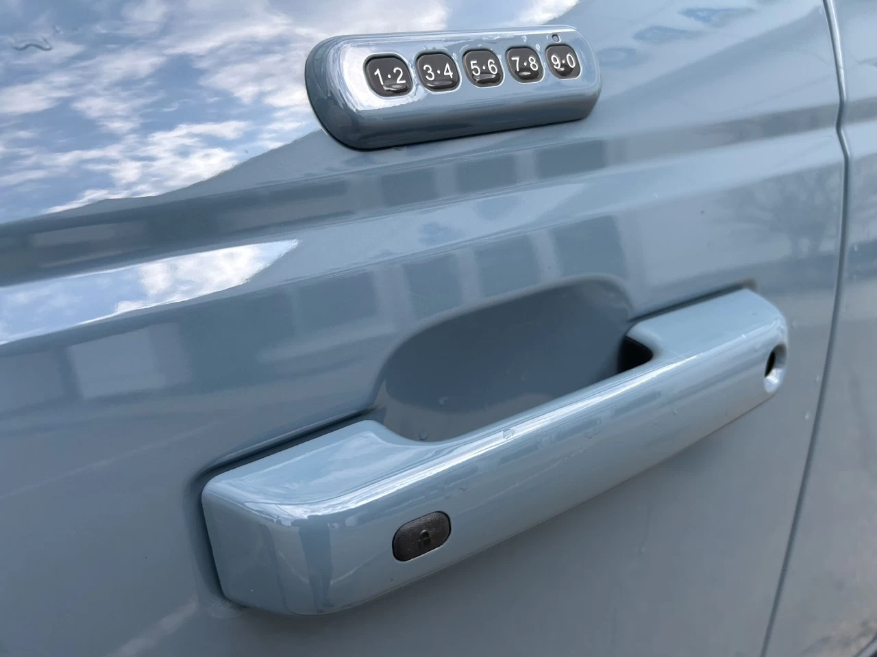 2022 Ford Bronco Outer Banks Image principale