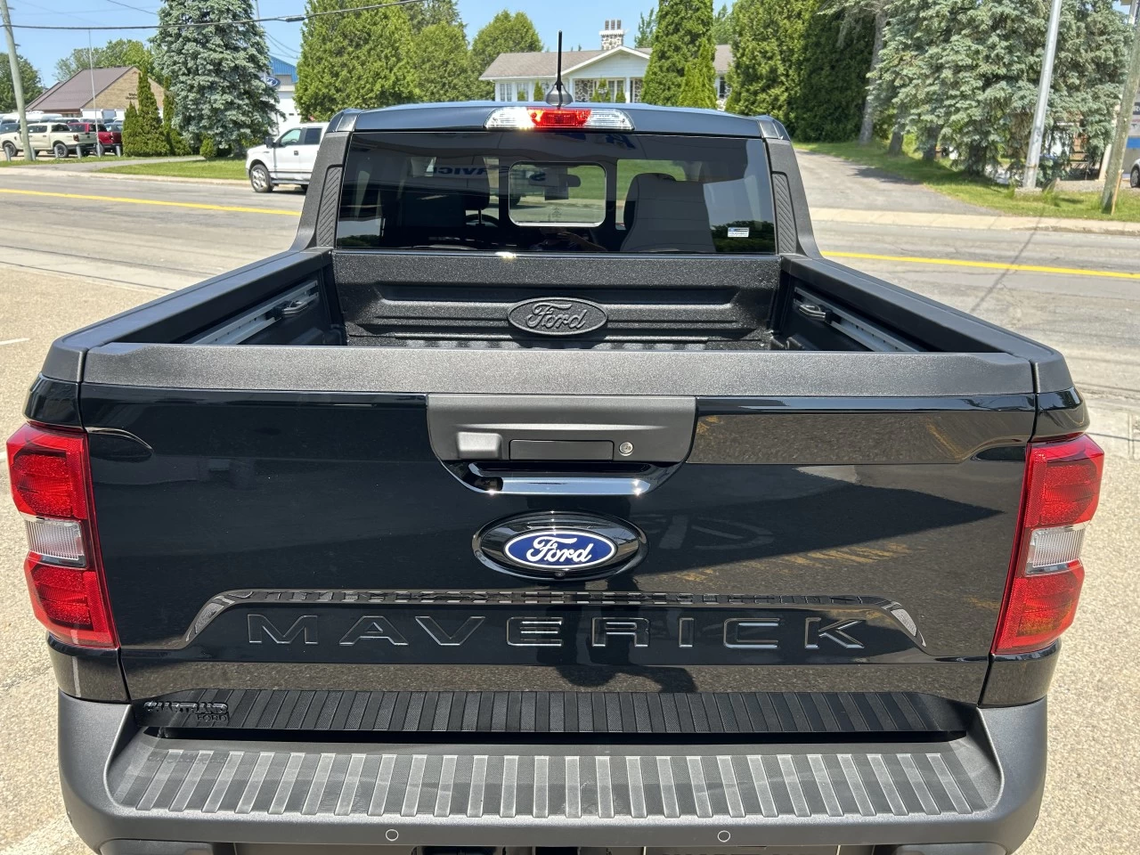 2025 Ford Maverick LARIAT Image principale