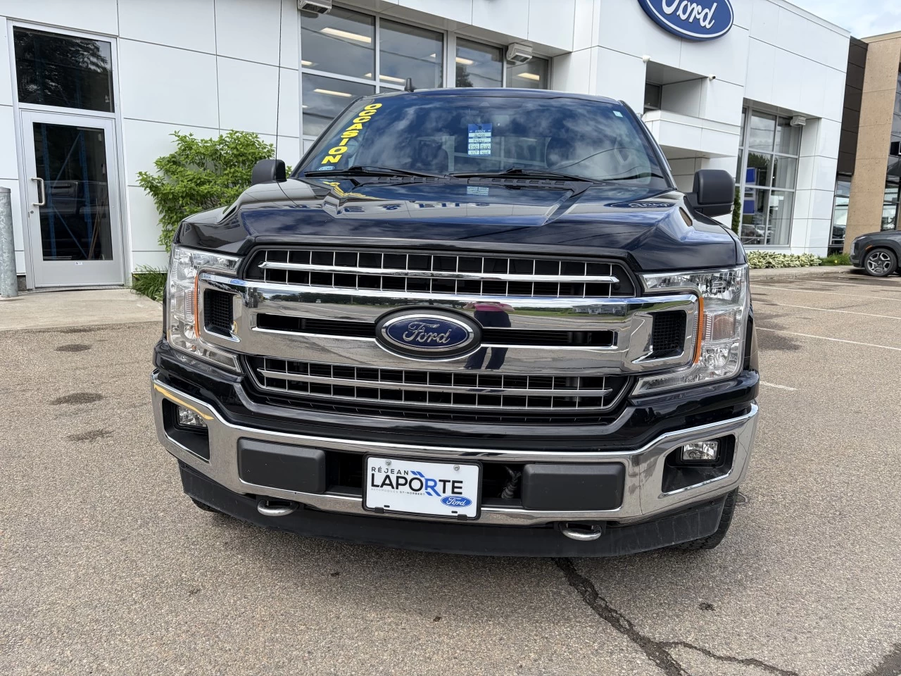 2020 Ford F-150 XLT Main Image