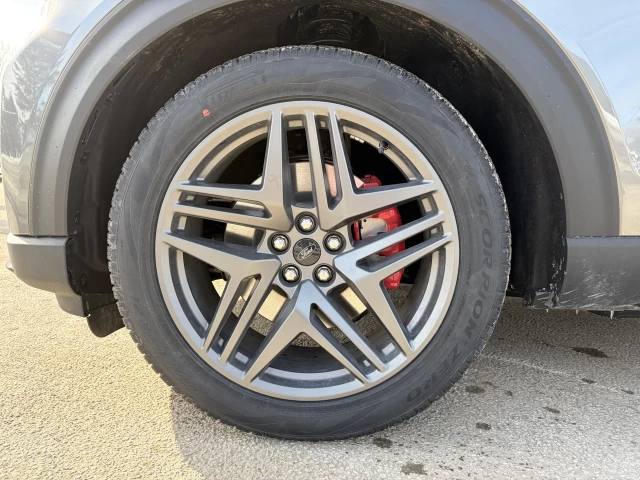 Ford Explorer ST 400A TOIT PANORAMIQUE ENSEMBLE REMORQUAGE 2026