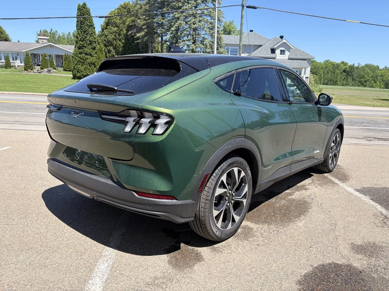 2026 Ford Mustang Mach-E SELECT AWD 73 KWH BANC CHAUFFANT https://www.st-norbertford.com/resize/b990ff35b810a3abc0cc817b2ca24889-1