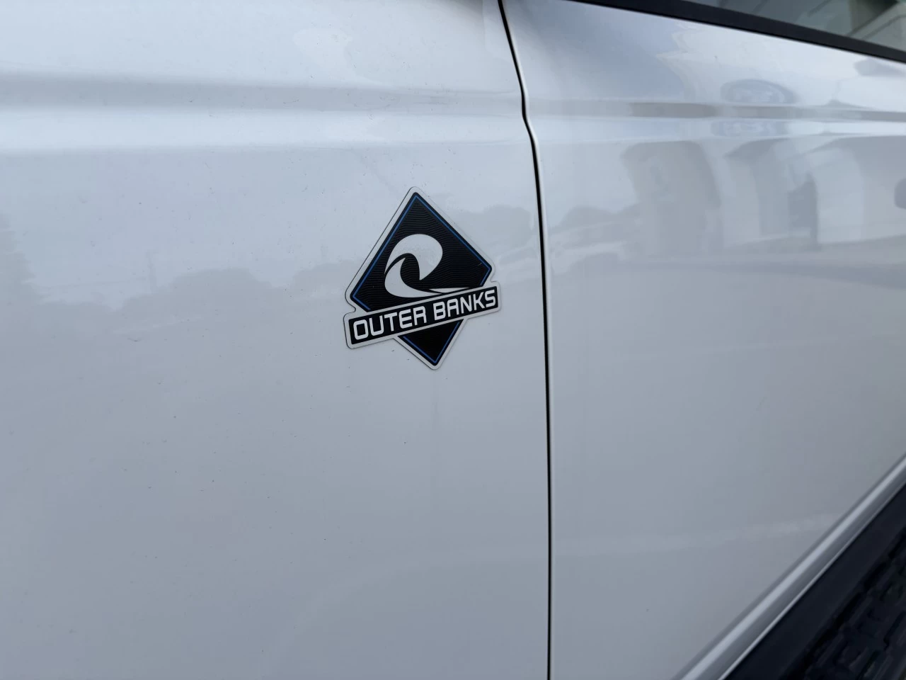 2026 Ford Bronco Outer Banks https://www.st-norbertford.com/resize/b990ff35b810a3abc0cc817b2ca24889-1