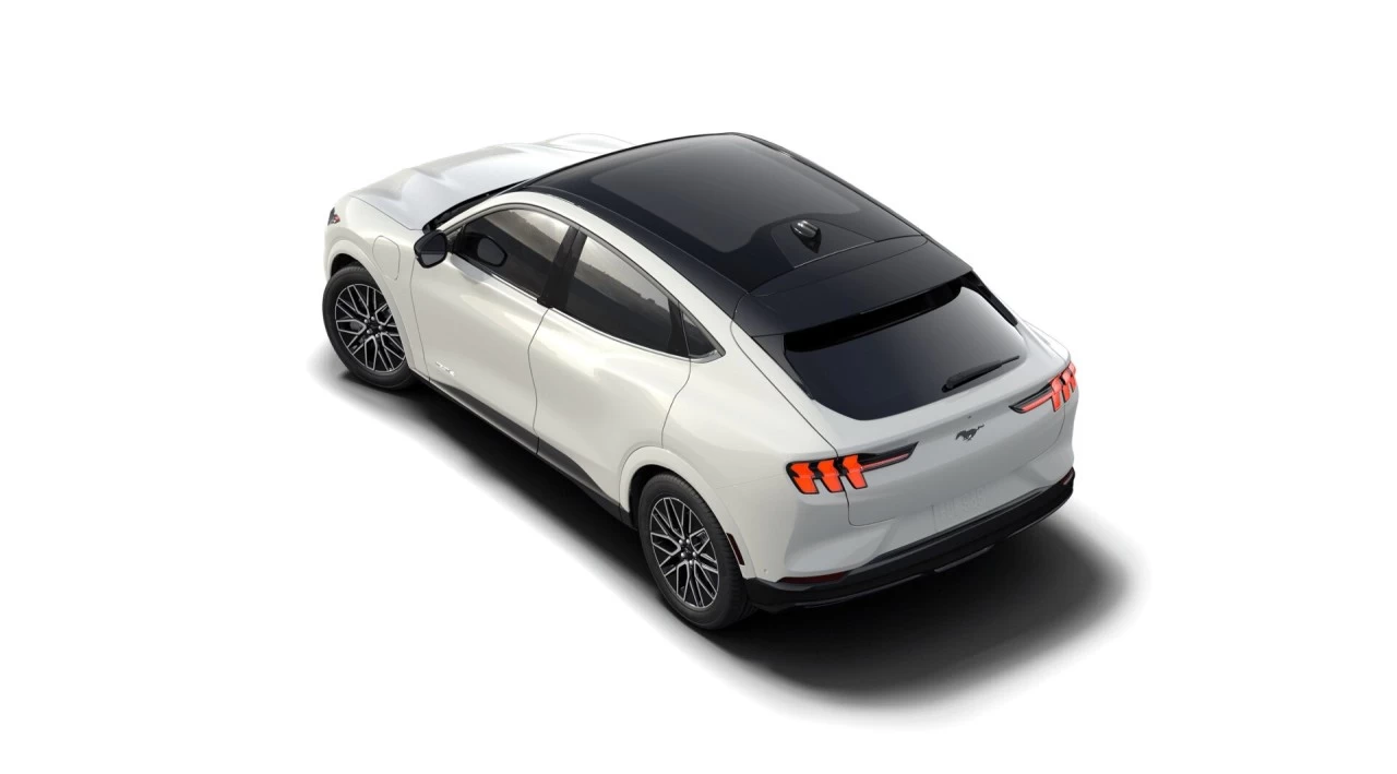 2025 Ford Mustang Mach-E PREMIUM AWD https://www.st-norbertford.com/resize/b990ff35b810a3abc0cc817b2ca24889-1