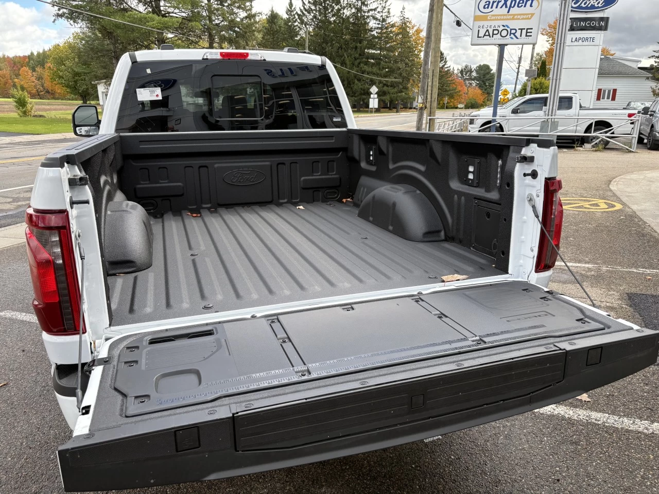 2026 Ford F-150 XLT Main Image