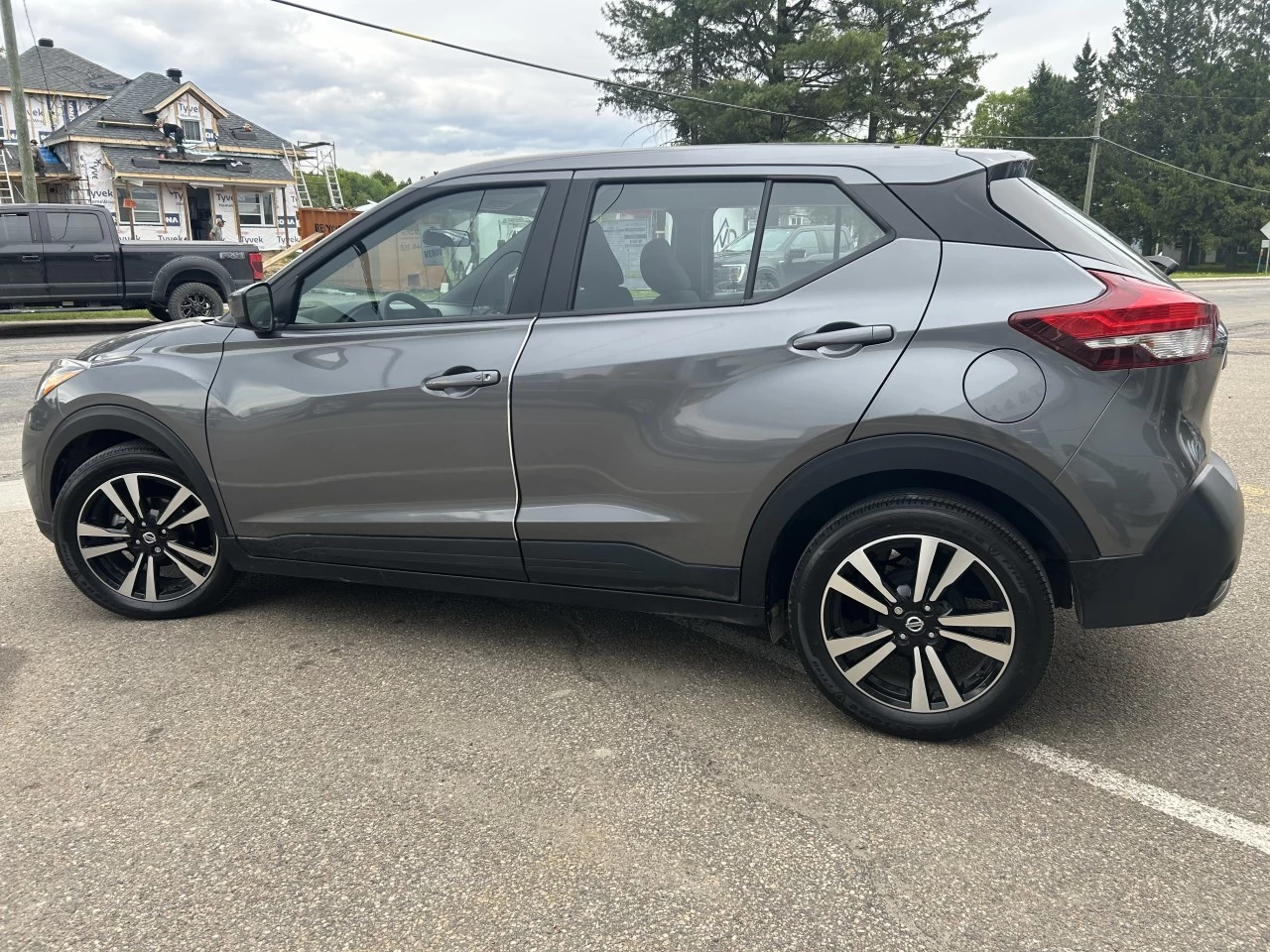 2019 Nissan Kicks SV Image principale