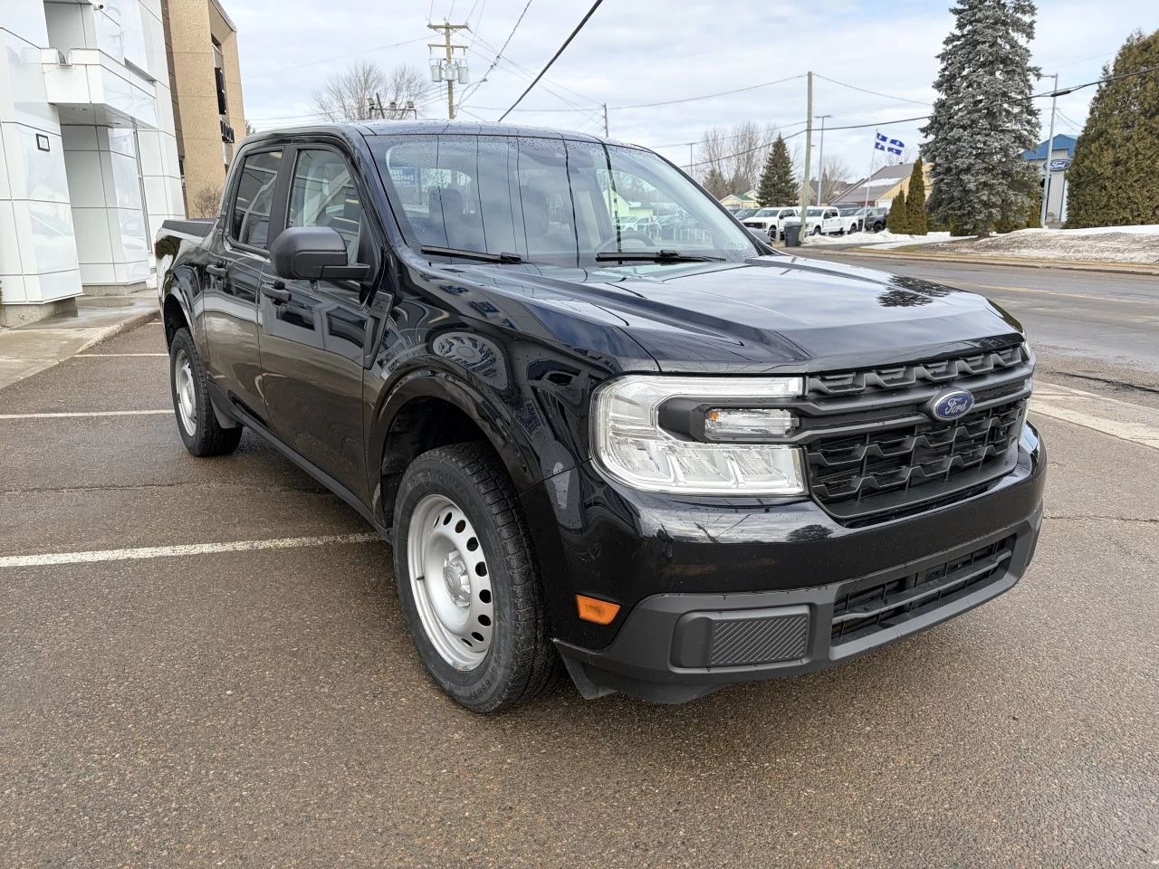 2024 Ford Maverick XL HYBRIDE https://www.st-norbertford.com/resize/b990ff35b810a3abc0cc817b2ca24889-1