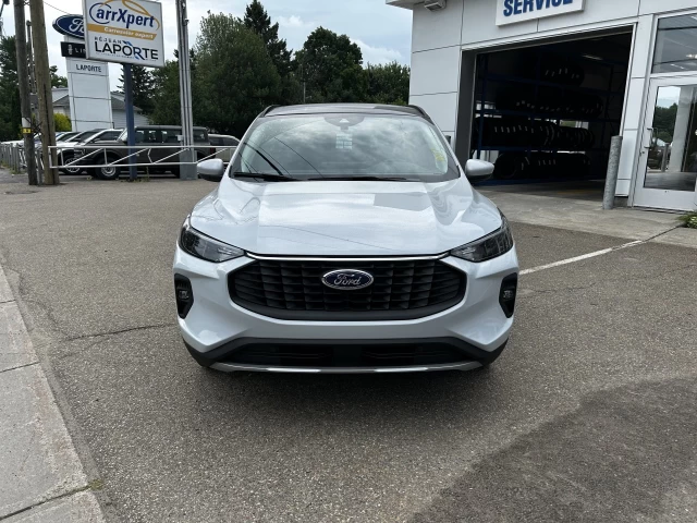 Ford Escape PHEV 2025