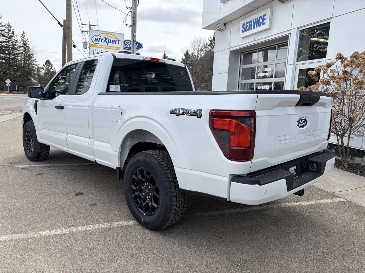 2026 Ford F-150 STX https://www.st-norbertford.com/resize/b990ff35b810a3abc0cc817b2ca24889-1