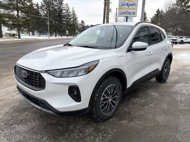 Ford Escape PHEV 2026