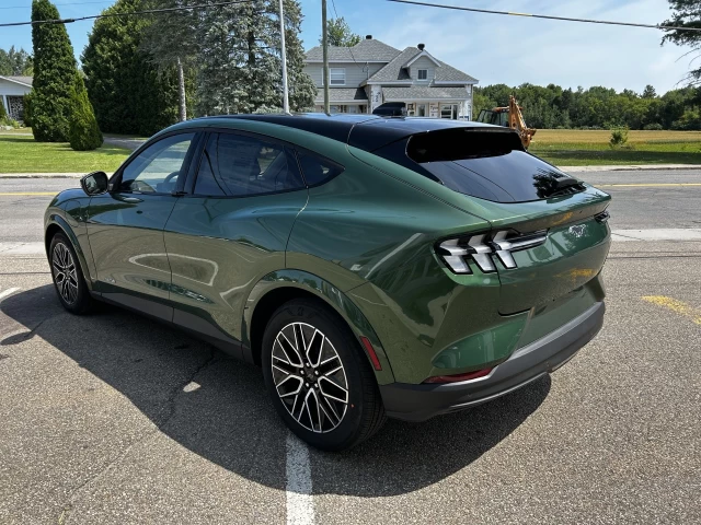 Ford Mustang Mach-E PREMIUM 2025