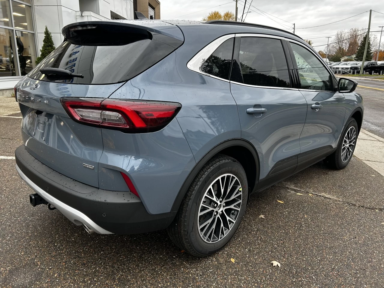 2026 Ford Escape PHEV https://www.st-norbertford.com/resize/b990ff35b810a3abc0cc817b2ca24889-1