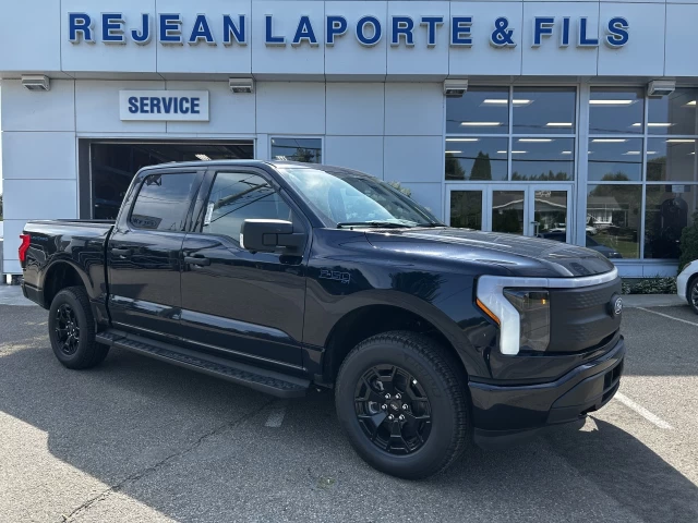 Ford F-150 Lightning XLT 2025
