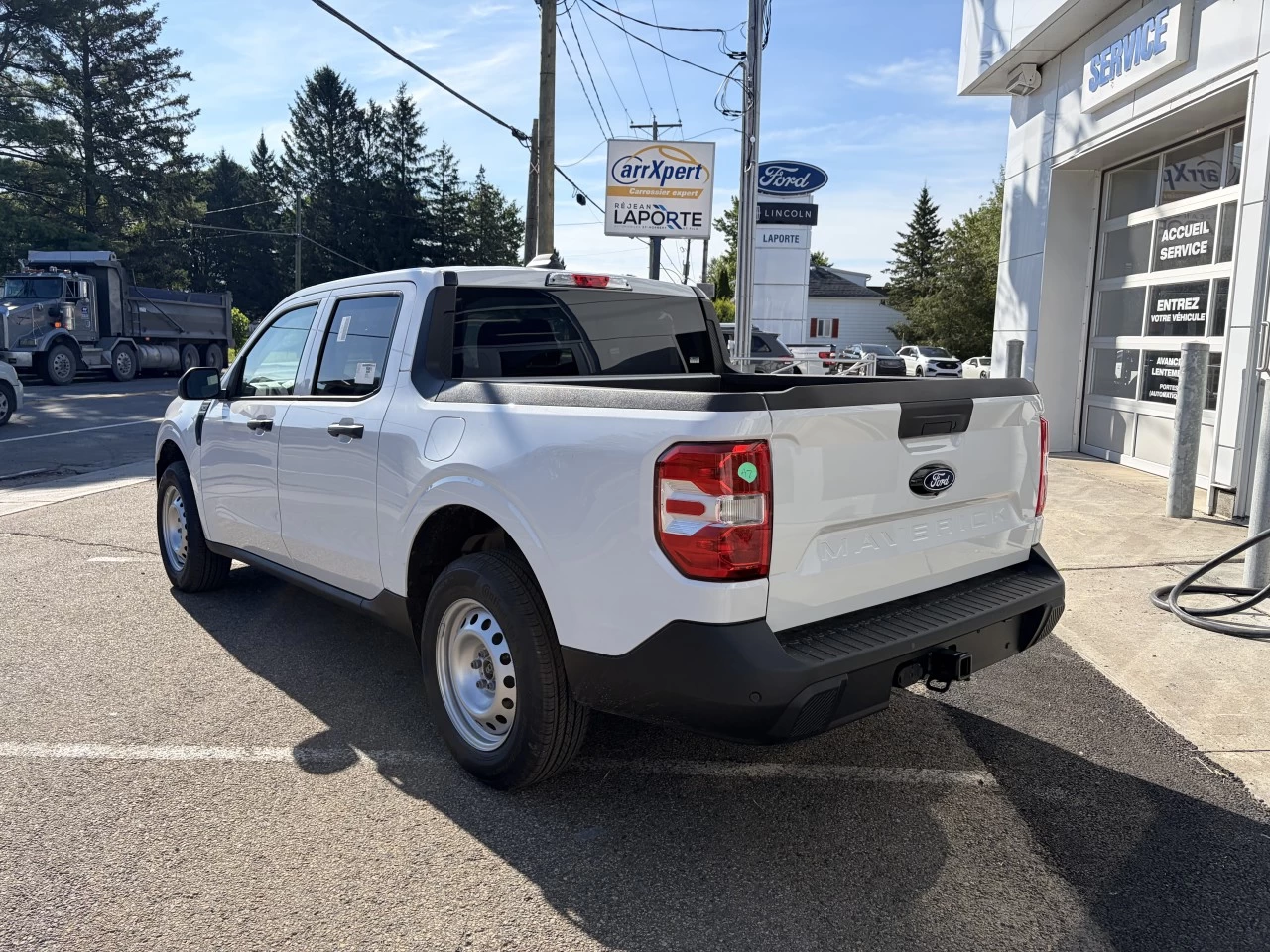 2026 Ford Maverick XL HYBRIDE AWD 101A ENSEMBLE REMORQUAGE 4K https://www.st-norbertford.com/resize/b990ff35b810a3abc0cc817b2ca24889-1
