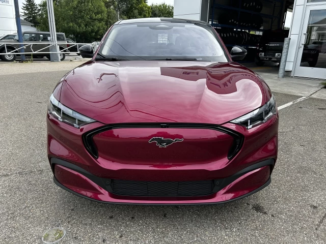Ford Mustang Mach-E PREMIUM AWD 2025