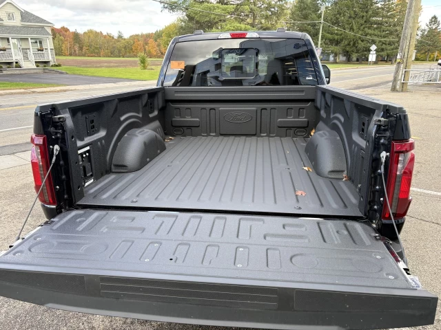 Ford F-150 XLT 4X4 SUPERCREW 302A POWERBOOST HYBRIDE 3.5L 2026