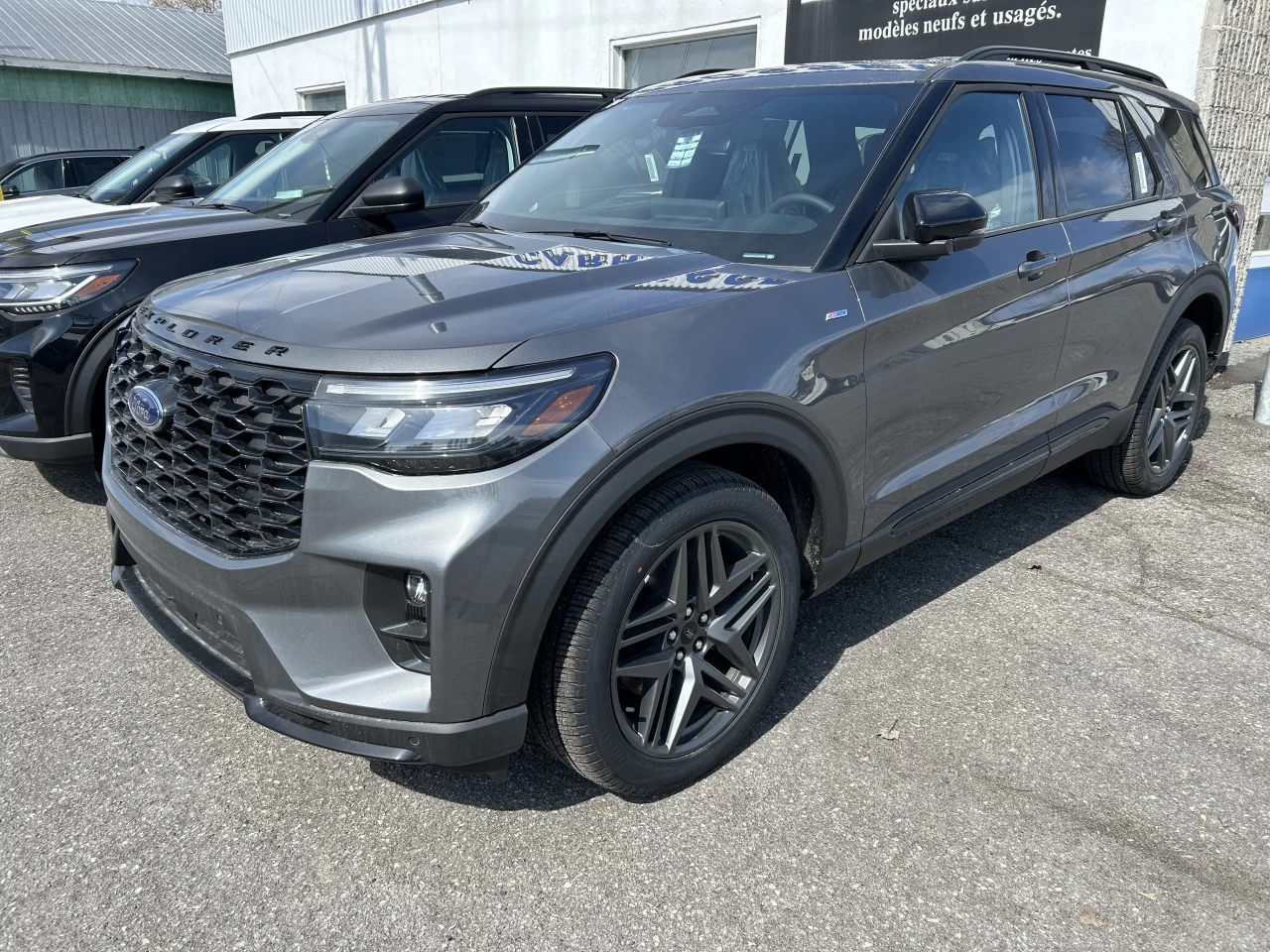 2025 Ford Explorer ST-Line Image principale