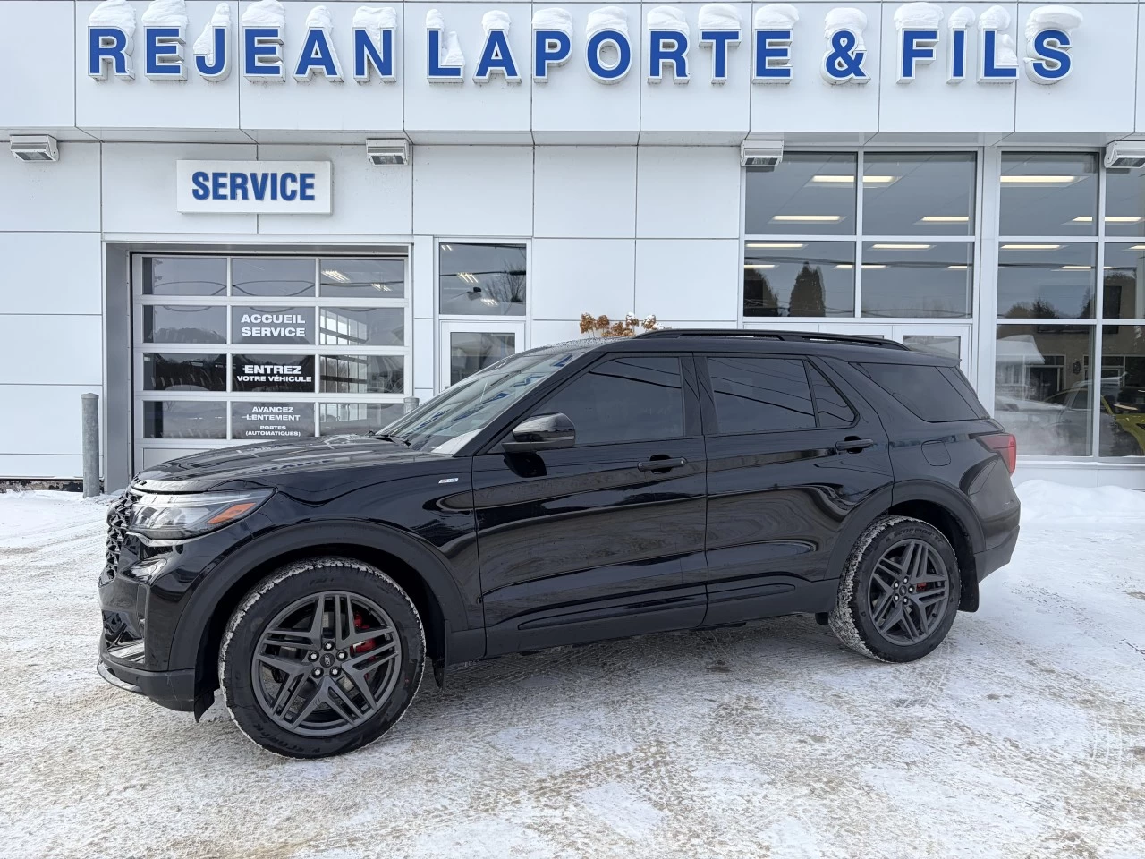 2026 Ford Explorer ST-Line Main Image