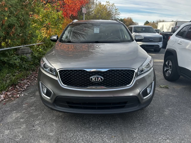 Kia Sorento 2.4L LX 2016
