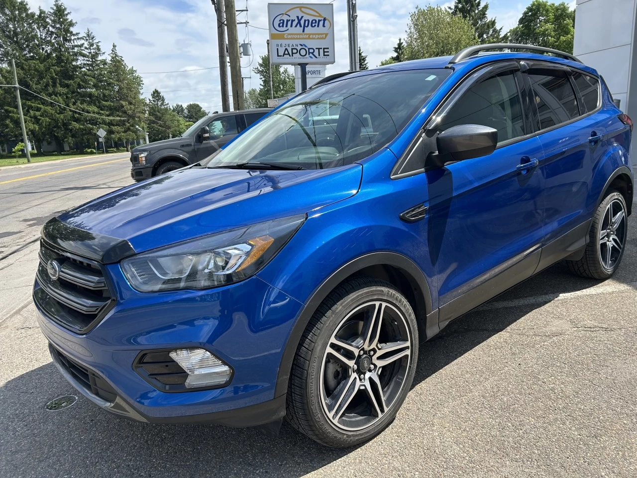 2019 Ford Escape SEL AWD Main Image