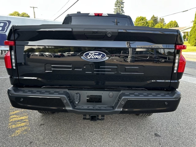 Ford F-150 Lightning FLASH 4X4 2025